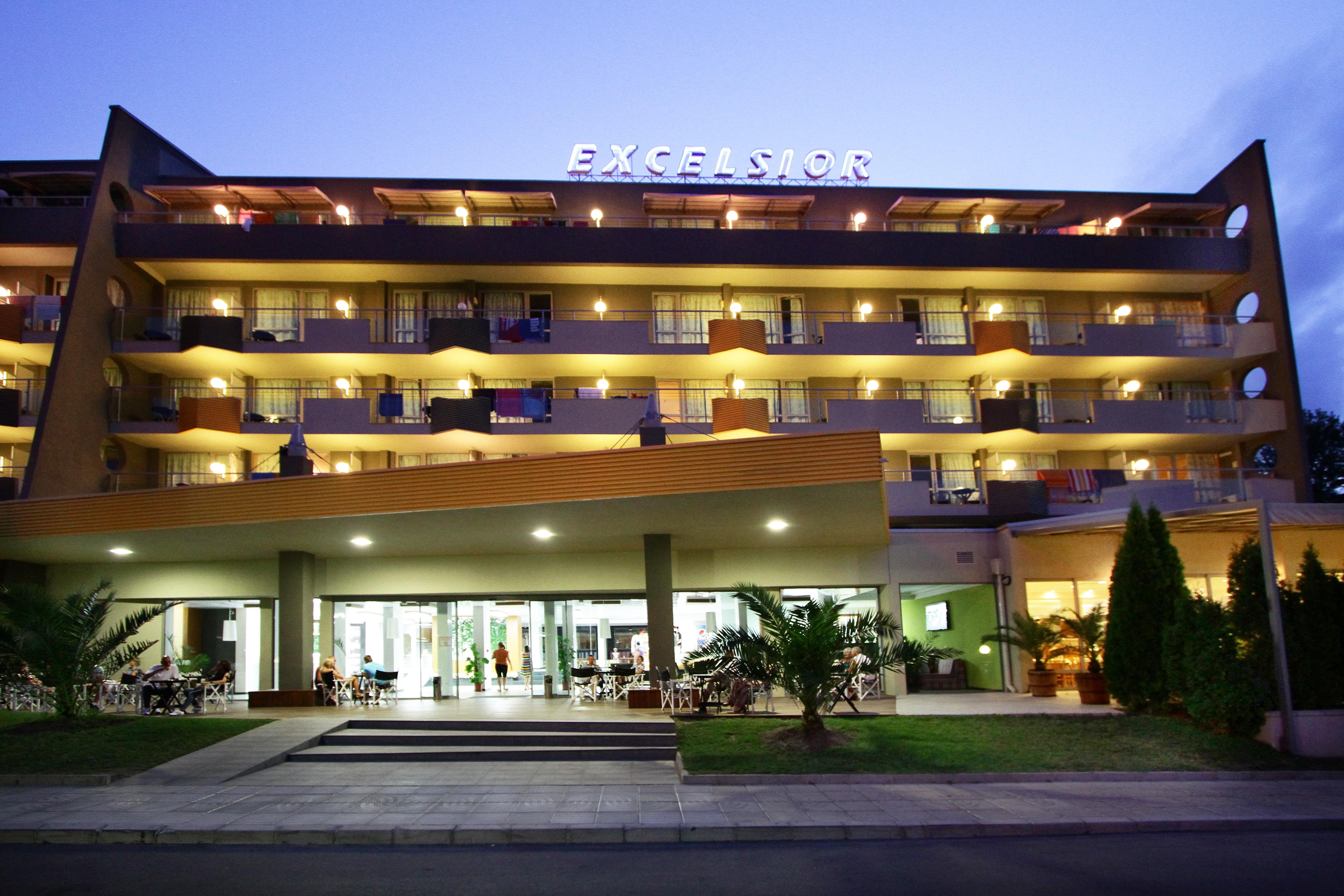 Hotel Excelsior Golden Sands Bagian luar foto
