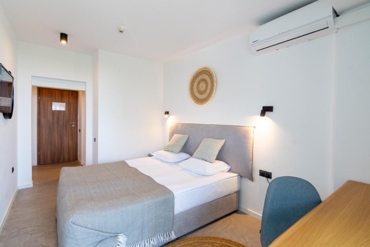 Hotel Excelsior Golden Sands Bagian luar foto