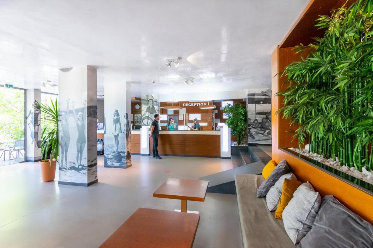 Hotel Excelsior Golden Sands Bagian luar foto