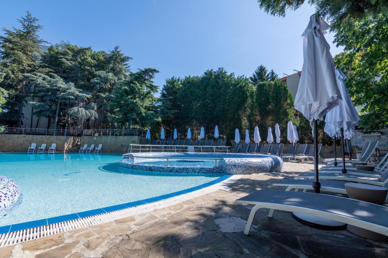 Hotel Excelsior Golden Sands Bagian luar foto