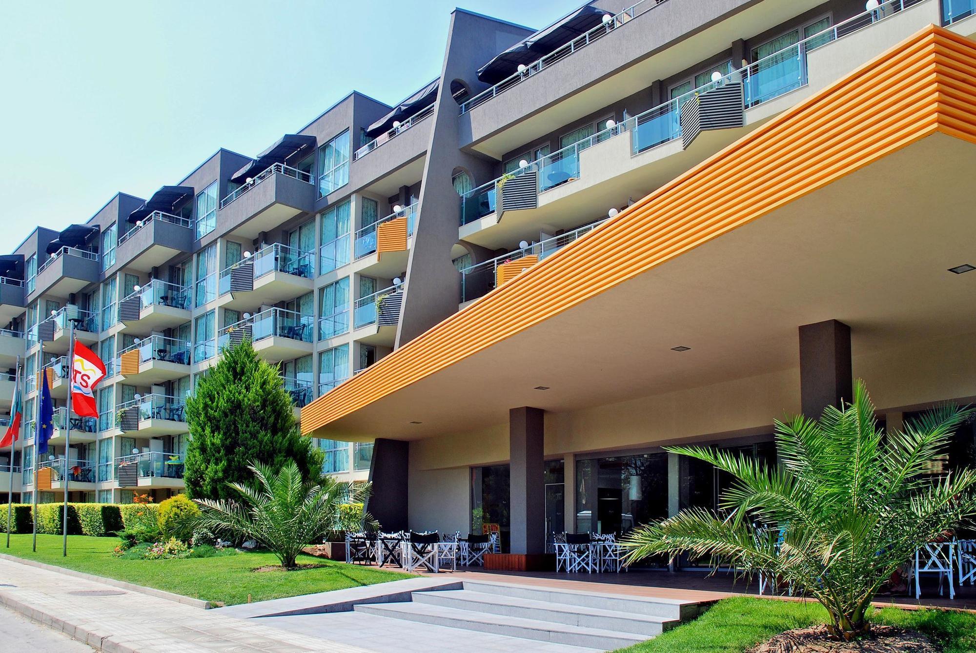 Hotel Excelsior Golden Sands Bagian luar foto